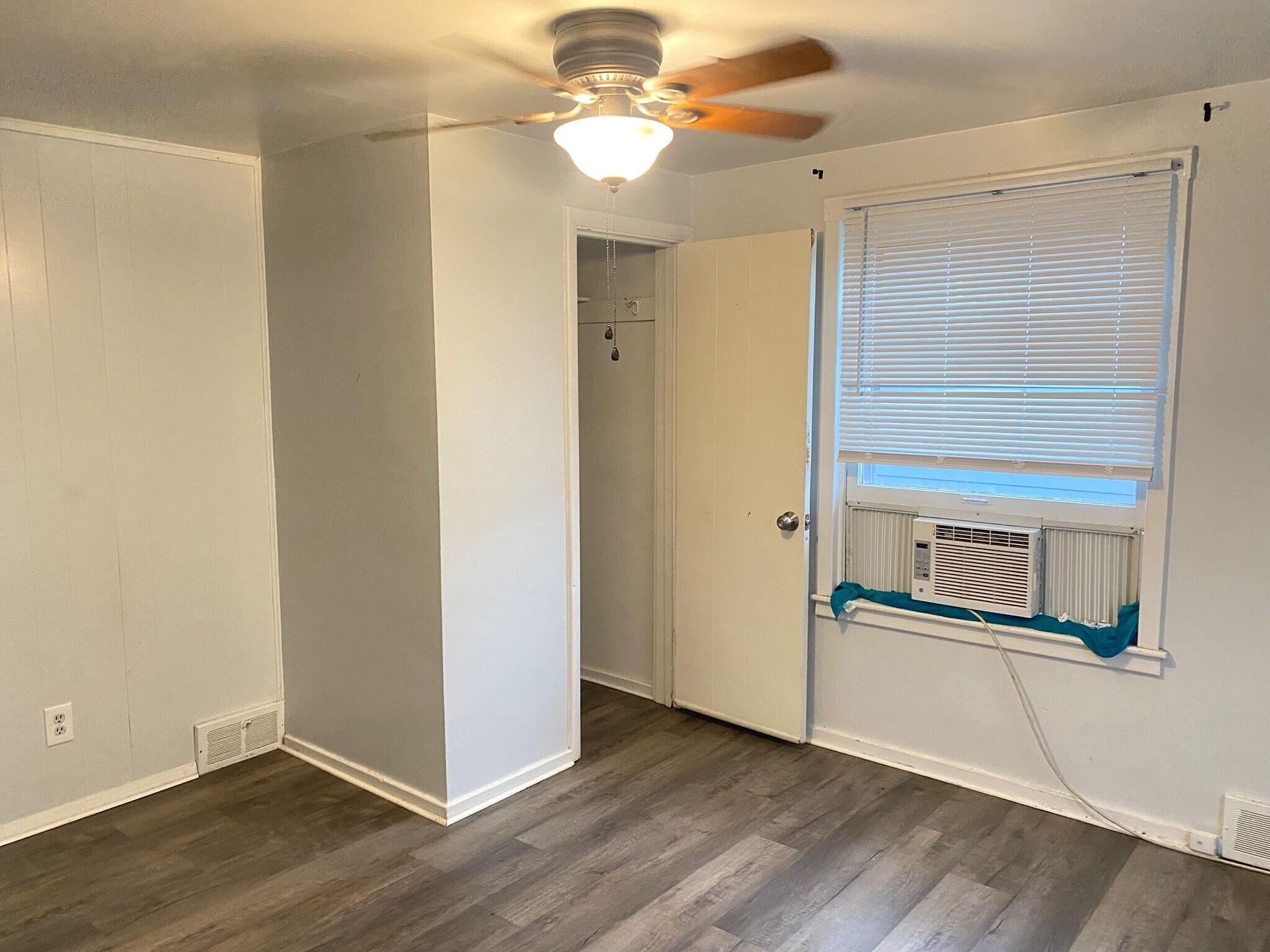 Bedroom - 294 Shields Rd