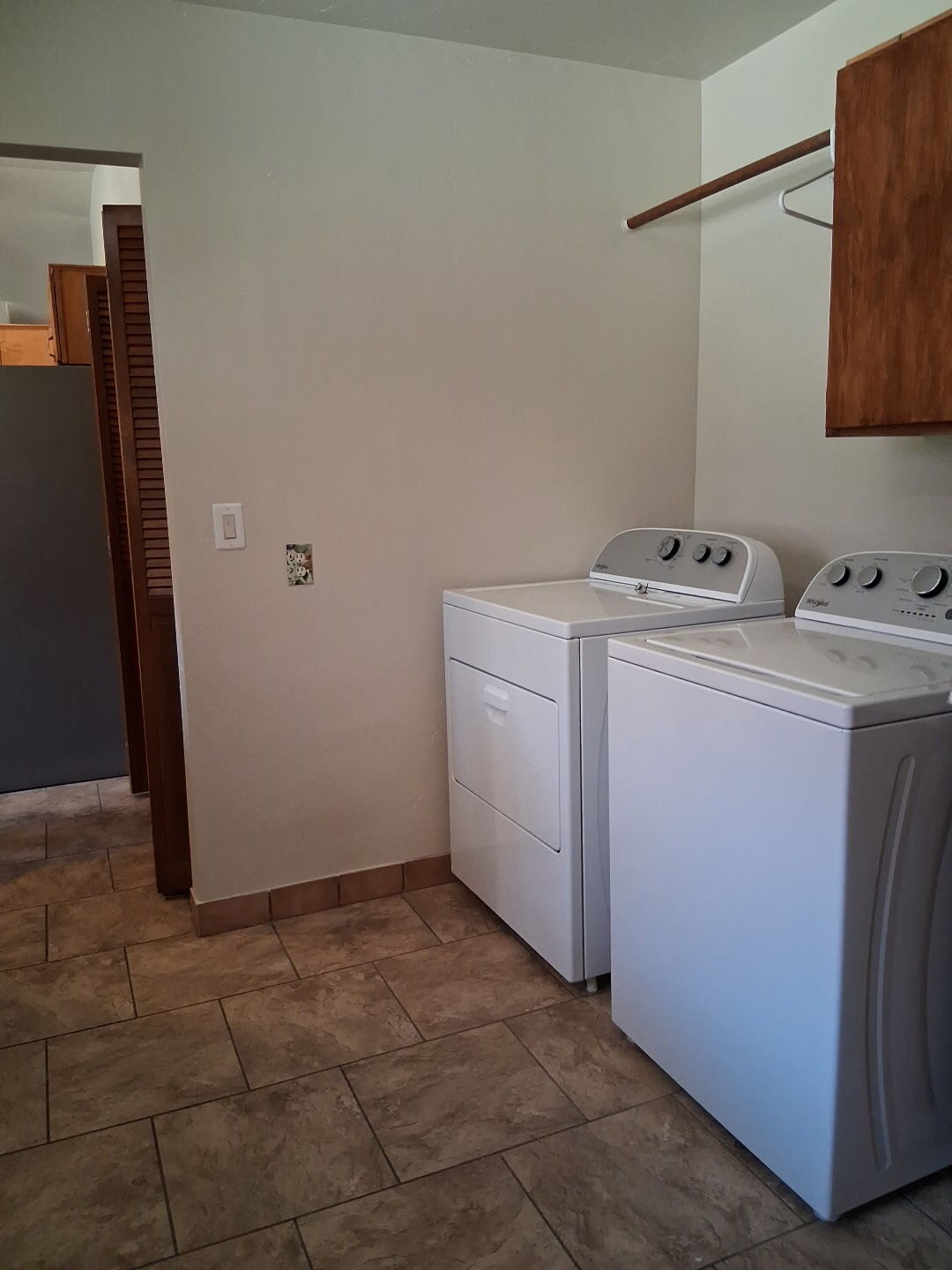 Laundry sewing room - 2590 W Green Brier Dr