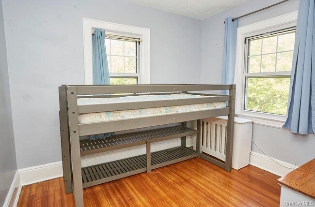 Building Photo - 14 Redbrook Rd