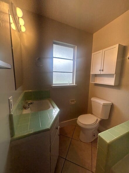 Building Photo - 1930 N 1st St