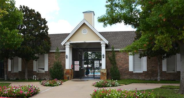 Building Photo - 9809 Carter Dr