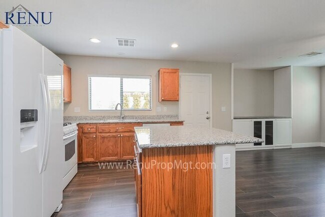 Building Photo - Fall Special: 1/2 off your first month! Av...