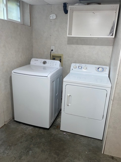 Washer and Dryer in utility room - 803 N 122nd St,