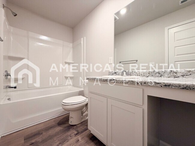 Building Photo - Brand New Living at Driftwood Townhomes!