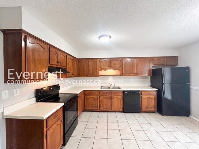 Building Photo - 6571 Ashland Dr