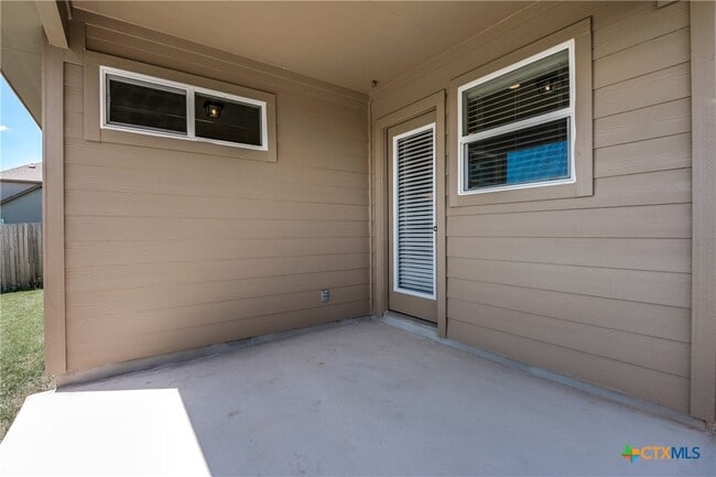 Building Photo - 1041 Lauren St