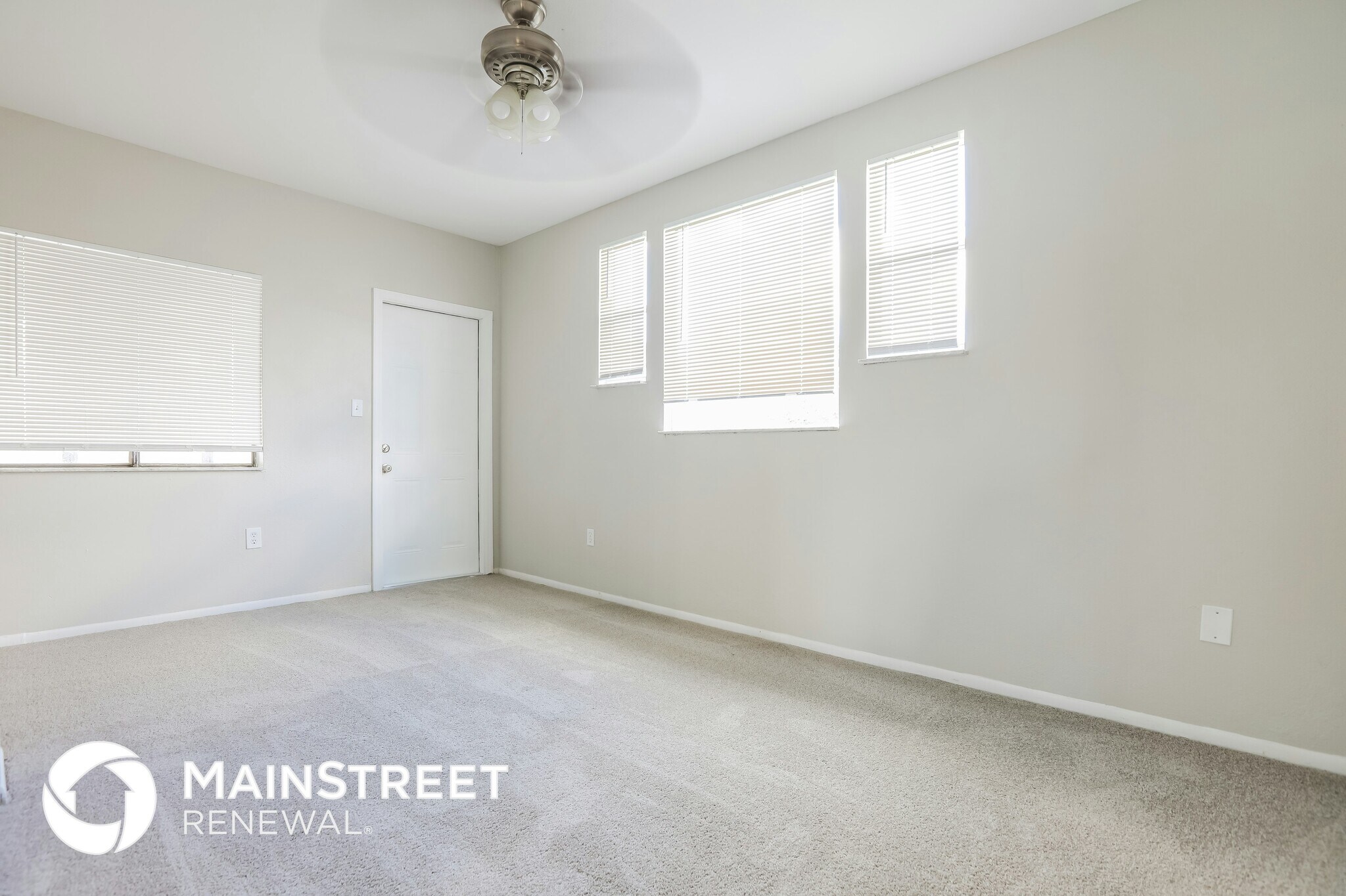 Building Photo - 7517 Lyncrest St