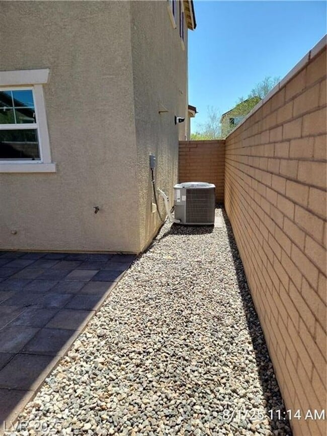 Building Photo - OUTSTANDING HOME IN CADENCE COMMUNITY!