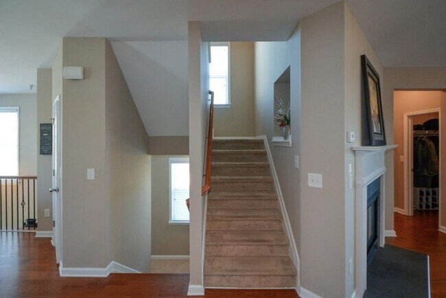 Building Photo - 6135 Indian Wood Cir