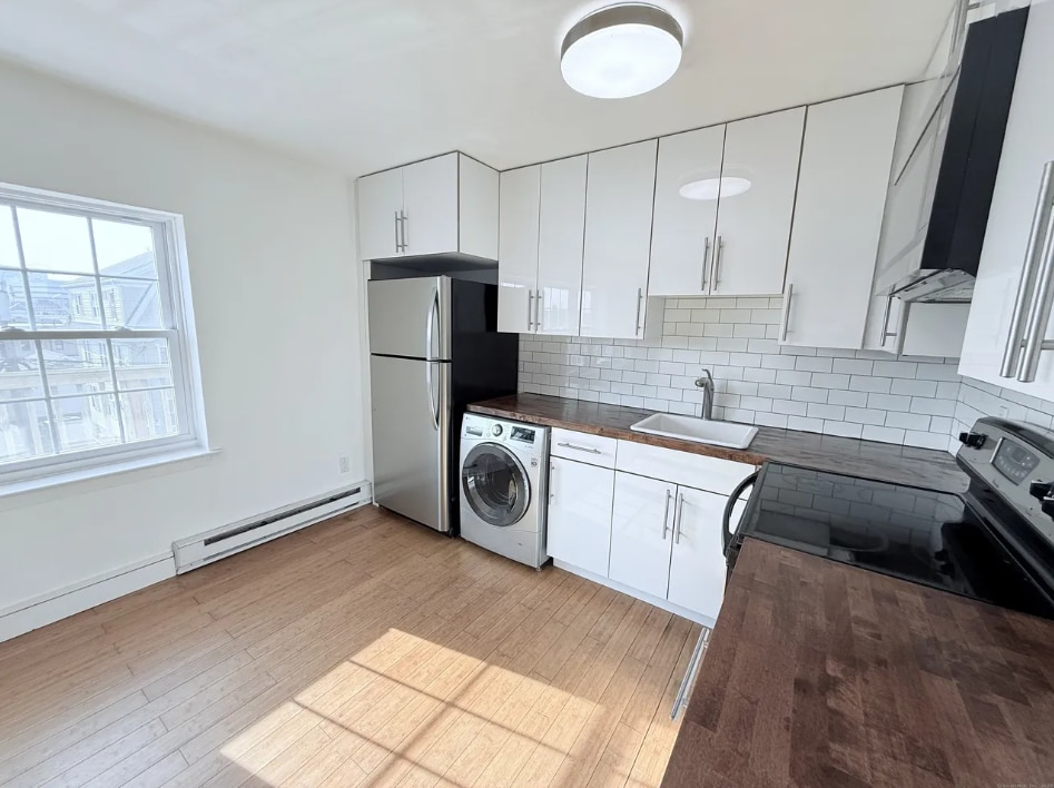 Building Photo - 8 Wardwell St