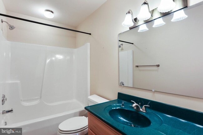 Building Photo - 56-A PROCTOR Ln
