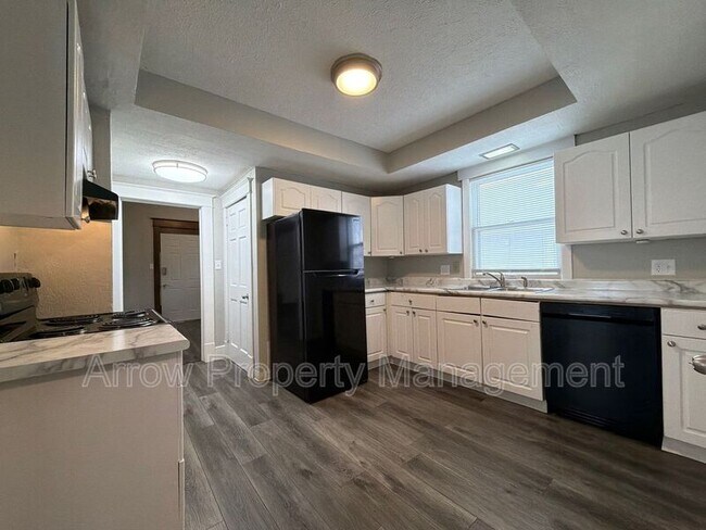 Building Photo - 2840 Starr St