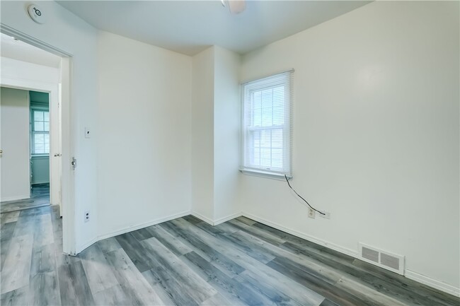 Building Photo - 49 Depew St