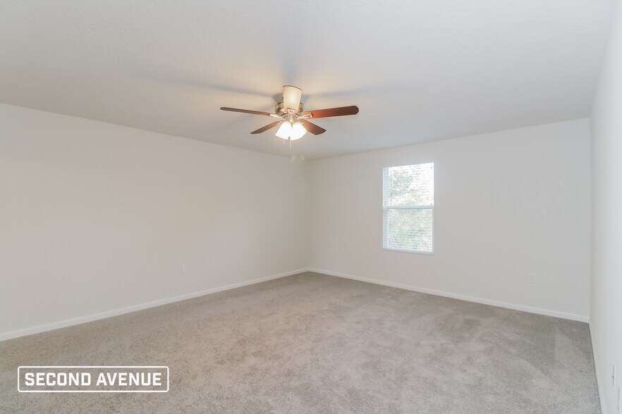 Building Photo - 2315 W Striblin Dr