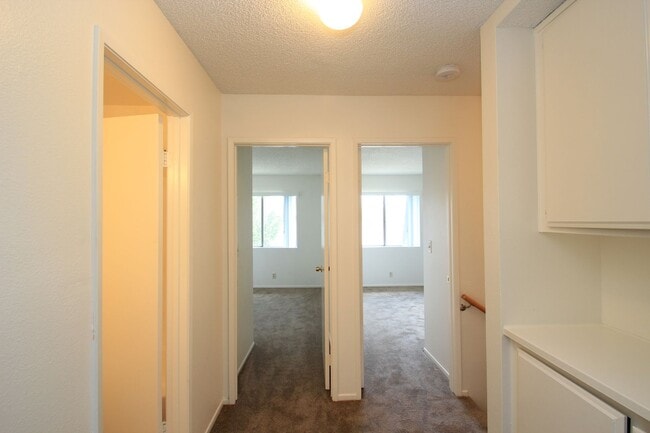 Building Photo - Coming Soon – Charming 3-Bedroom Townhome ...