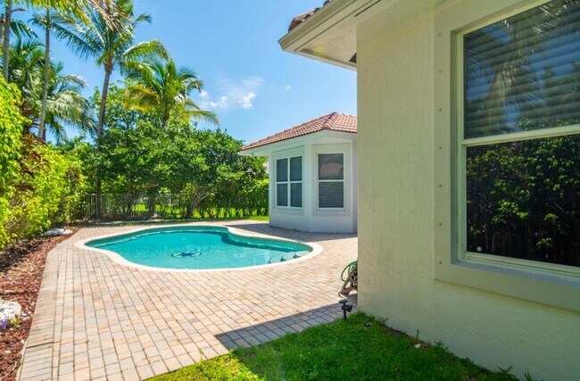 Building Photo - 2002 Schooner Ln