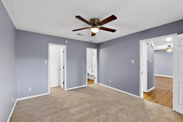 Building Photo - 1902 N Irving Heights Dr