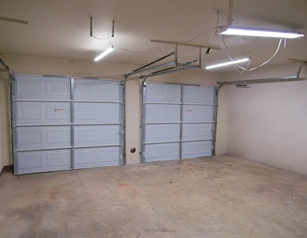 Building Photo - 428 Meadow Ln