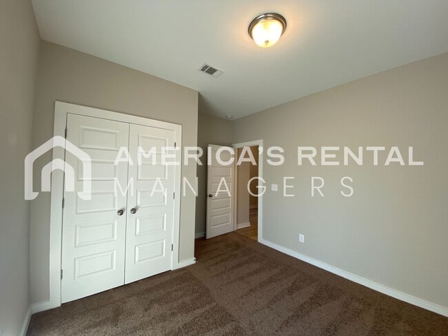 Building Photo - Home for Rent in Brookwood, AL! Available to View with 48 Hours Notice!