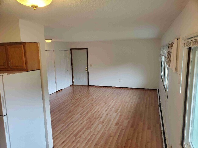 Building Photo - 1716 E 80th St