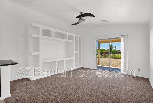 Building Photo - 987 E Santa Cruz Ln