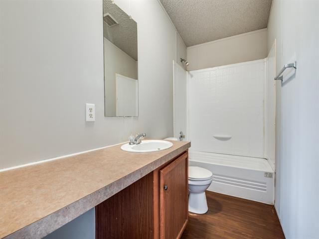 Building Photo - 4021 Meadow Vista Cir
