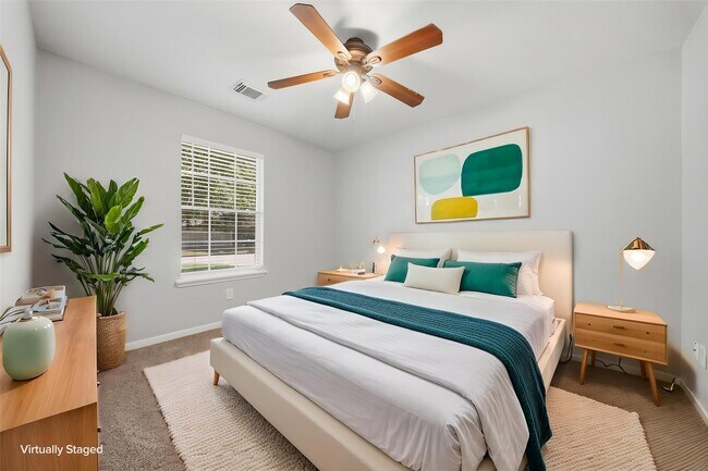 Building Photo - 1607 Sandy Park Dr