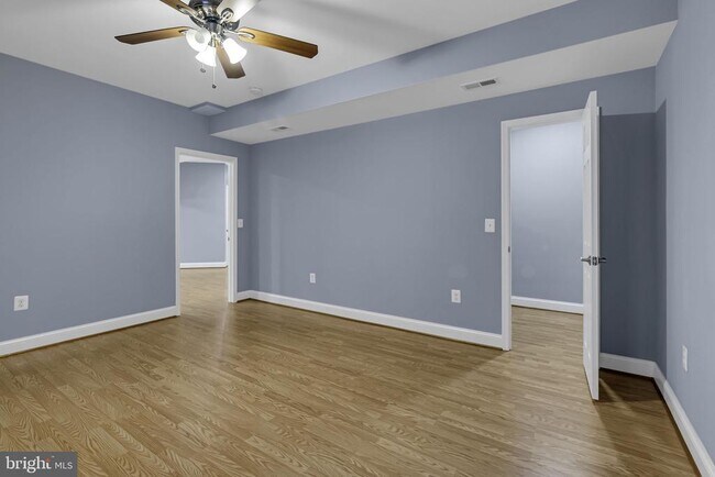 Building Photo - 40560 Aldie Springs Dr