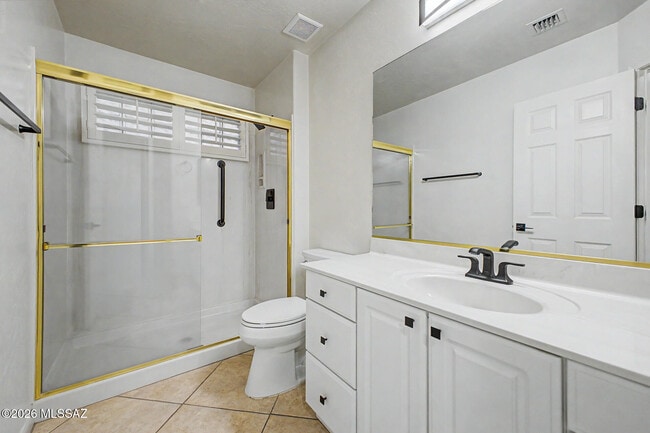 Building Photo - 5555 N Cres Ridge Dr