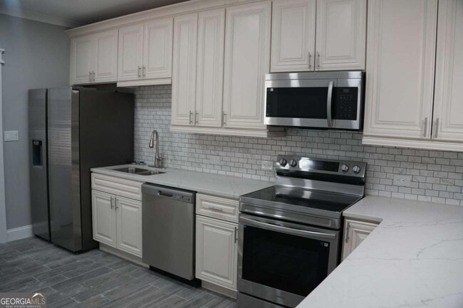 Building Photo - 3800 Raiders Ridge Dr