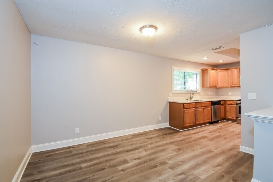 Building Photo - 1183 Ridgeside Dr NW
