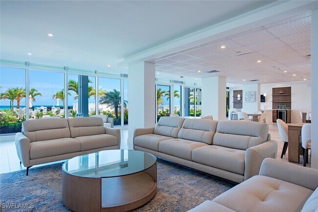 Building Photo - 3443 Gulf Shore Blvd N