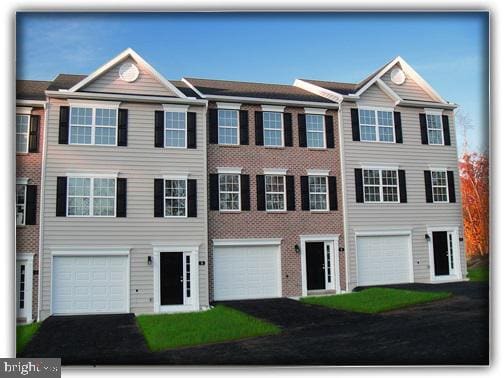 Building Photo - 40 Mustang Dr