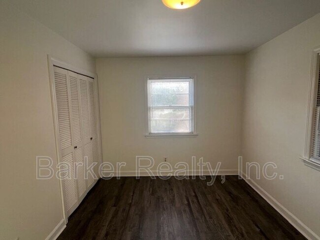 Building Photo - 1311 Ingomar Pl