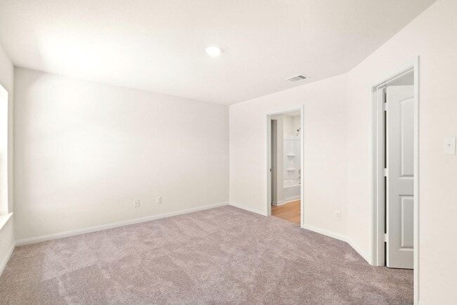 Building Photo - 8418 Dusty Ridge Rd