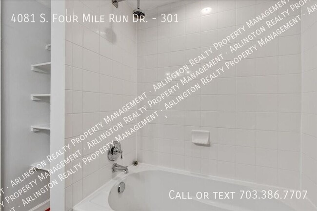 Building Photo - 4081 S Four Mile Run Dr