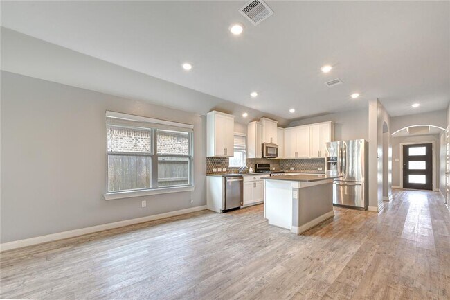 Building Photo - 11442 Harmony Summit Trce