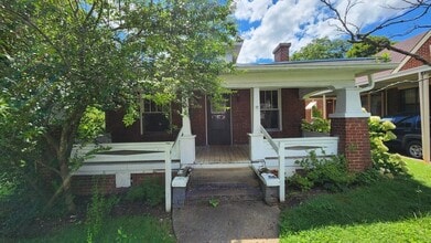 Building Photo - Craftsman Bungalow for Rent