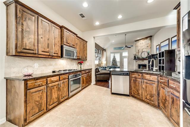 Building Photo - 1014 Somerset Cir