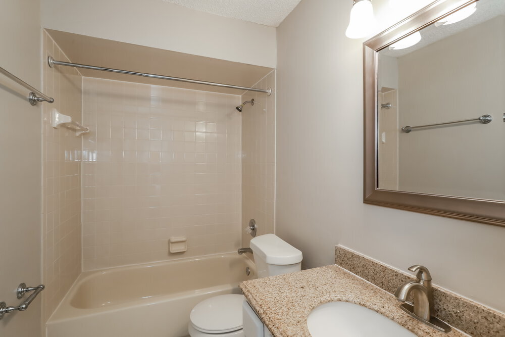 Building Photo - 8022 Loch Lomond Ln