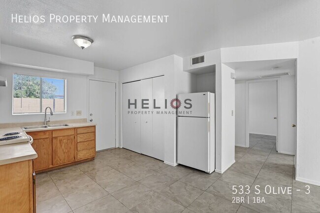 Building Photo - 533 S Olive-3