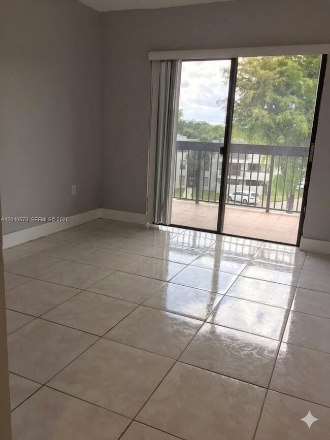 Building Photo - 8888 SW 131st Ct
