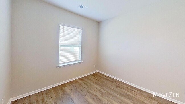 Building Photo - 349 Silicon Dr
