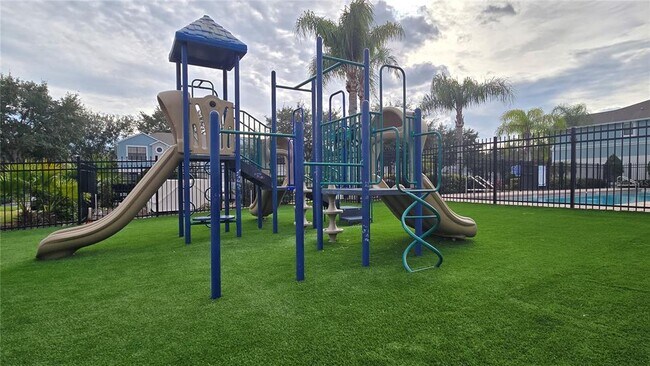 Building Photo - 6520 Windsor Lake Cir