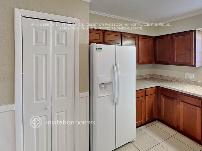 Building Photo - 4529 Naranja Dr S