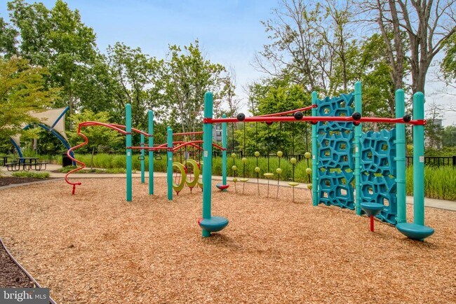 Building Photo - 4810 Garden View Ln