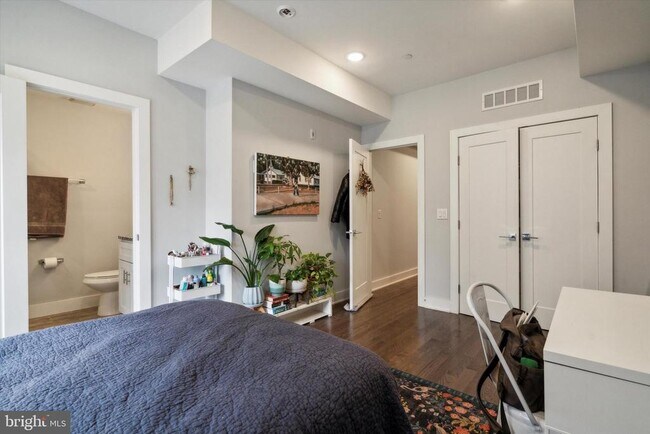 Building Photo - 818 N 16th St