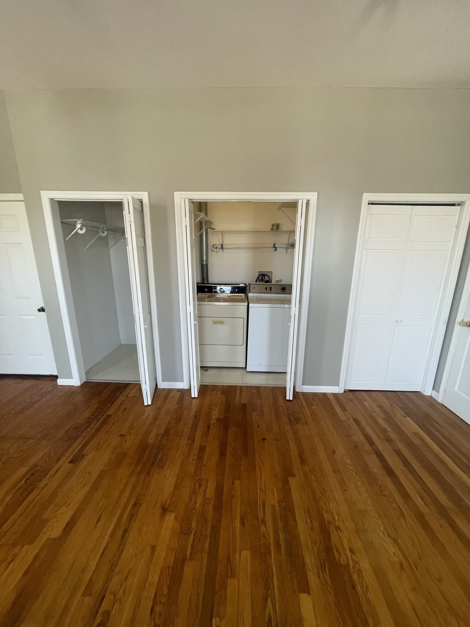 Washer/Dryer - 46 S 2nd St