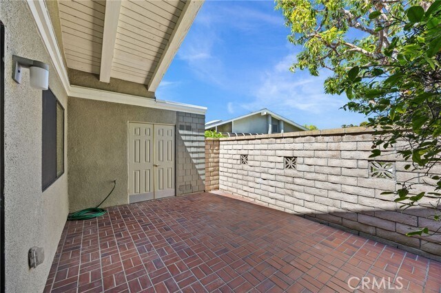 Building Photo - 8933 Yolo Cir