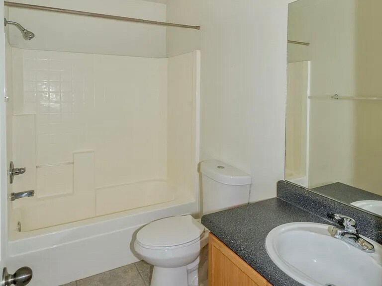 Building Photo - 2863 E Vespers Pl